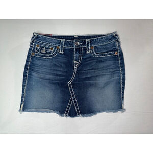 True Religion Y2K Denim Mini Skirt Size 30 Low Rise Raw Hem Festival Indie USA